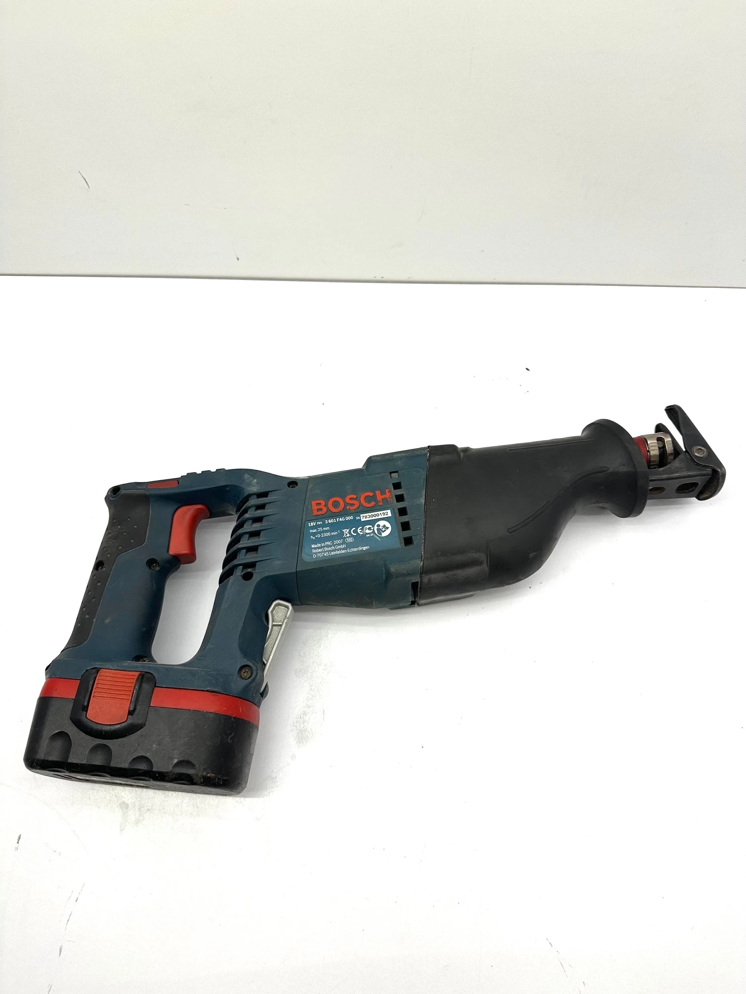 pila-szablasta-bosch-gsa-18-v-li-kod-producenta-06016a5001