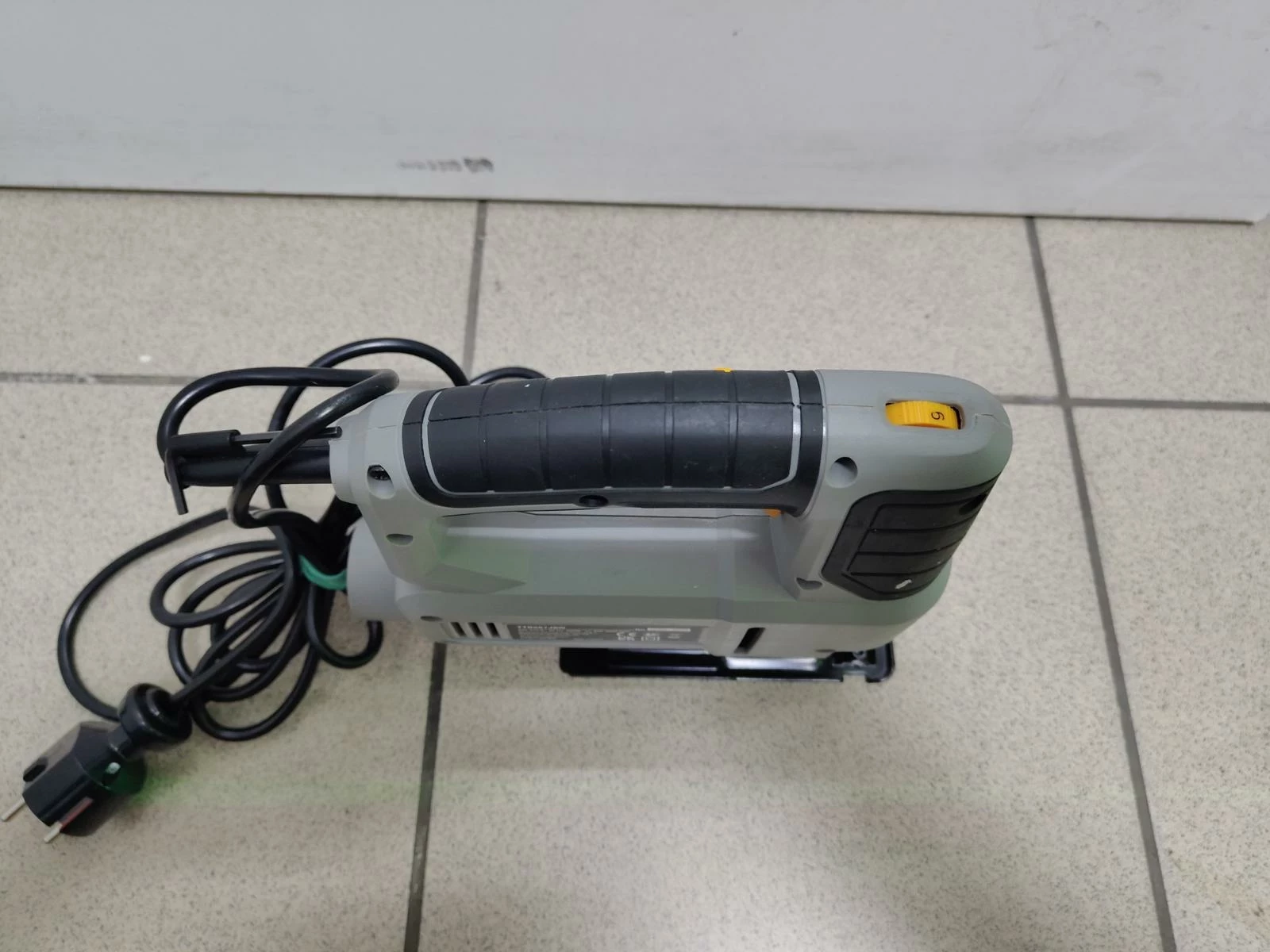 wyrzynarka-titan-ttb867jsw-600w-w-pudelku-kod-producenta-ttb867jsw