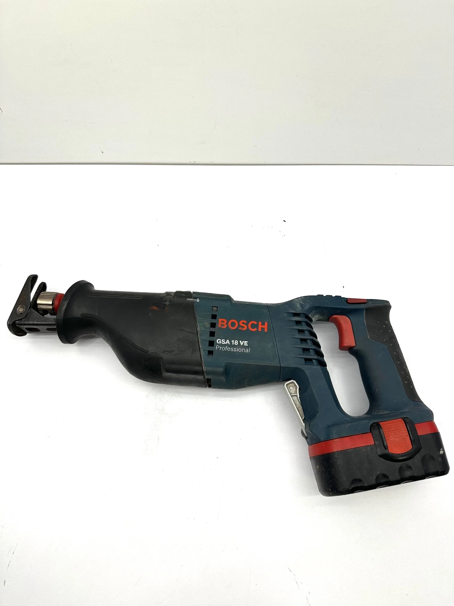 pila-szablasta-bosch-gsa-18-v-li-lipowa-113-sj-lublin