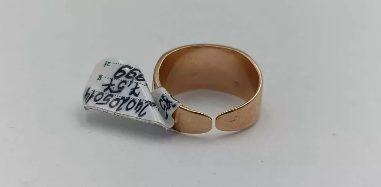 pierscien-atlantow-p585-r17-kolor-dominujacy-zloty