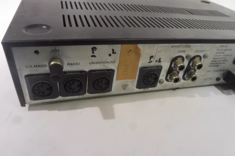 WZMACNIACZ UNITRA PW 8040