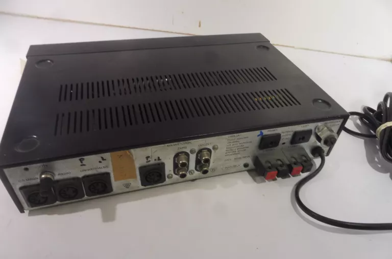 WZMACNIACZ UNITRA PW 8040