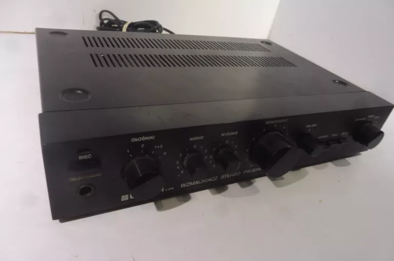 WZMACNIACZ UNITRA PW 8040
