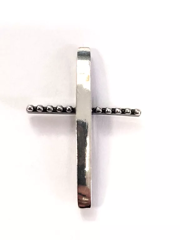 CIEKAWY SREBRNY KRZYŻYK 2,42G