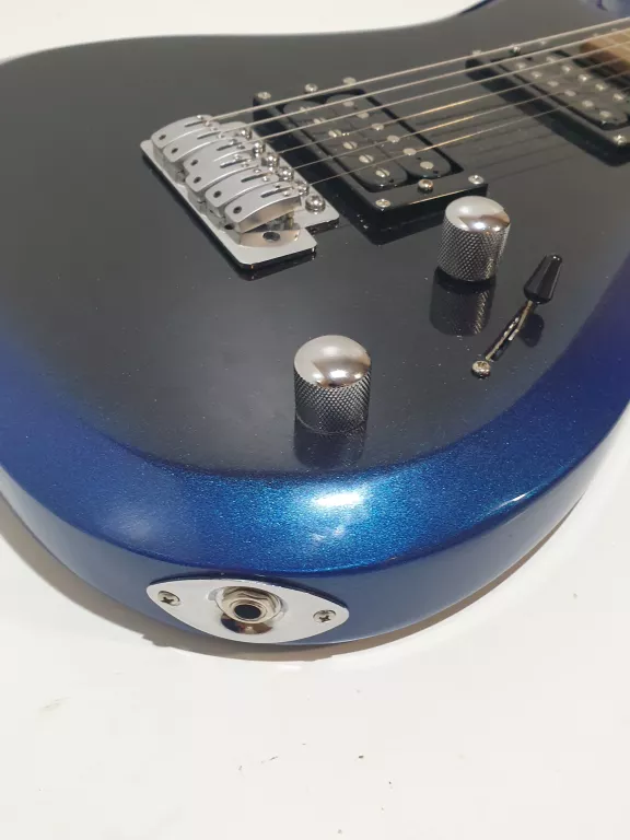 GUITARS CARTER SUPERSTRAT