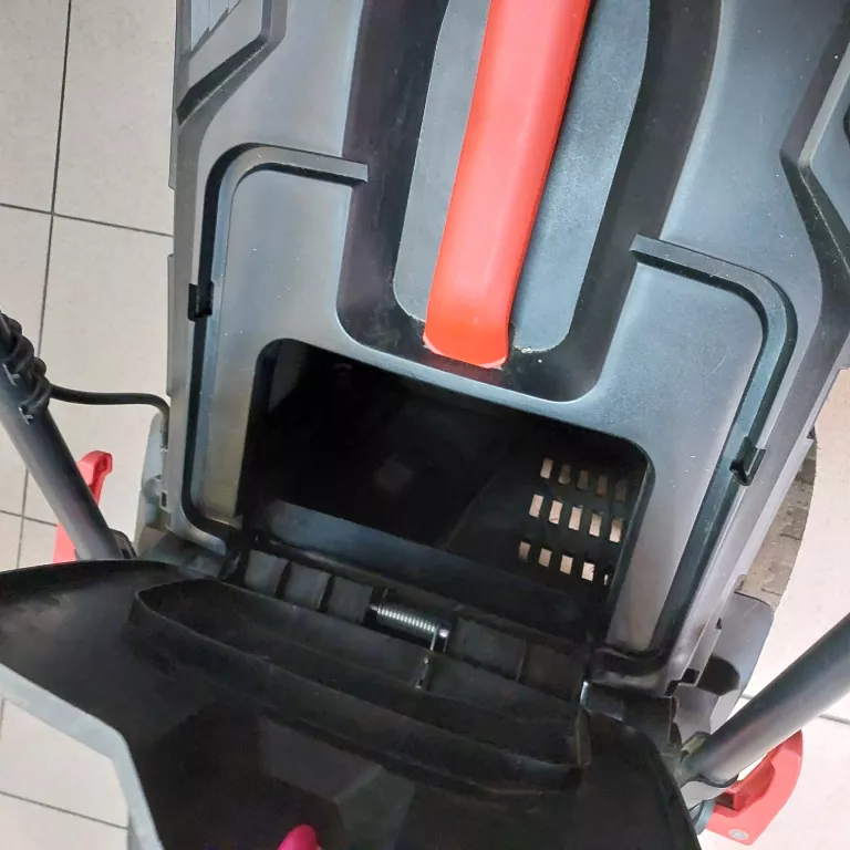 kosiarka-akumulatorowa-matrix-alm-40-x-one-super-stan-pojemnosc-kosza-40