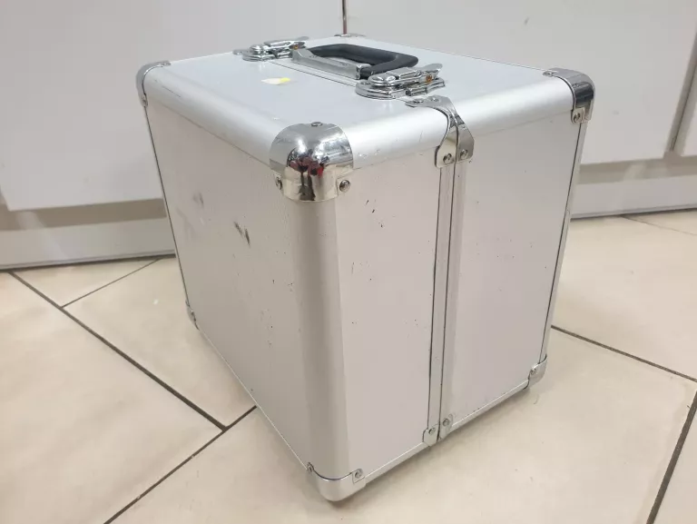 WALIZKA ALUMINIOWA MAKITA