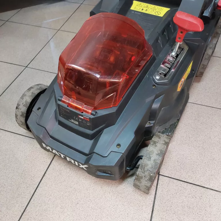 kosiarka-akumulatorowa-matrix-alm-40-x-one-super-stan-stan-11323-2