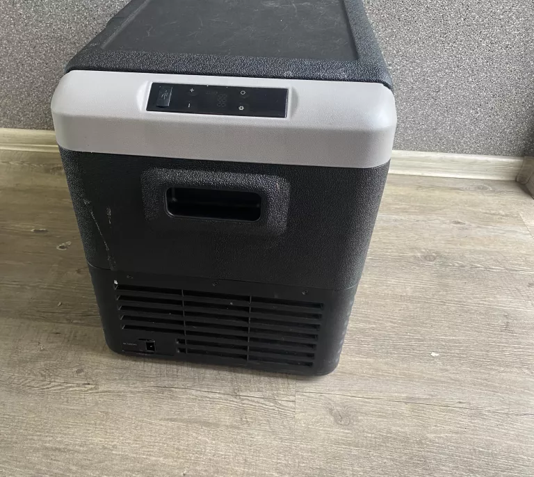 PRZENOŚNA LODÓWKA VIGO COOL V40 40 L