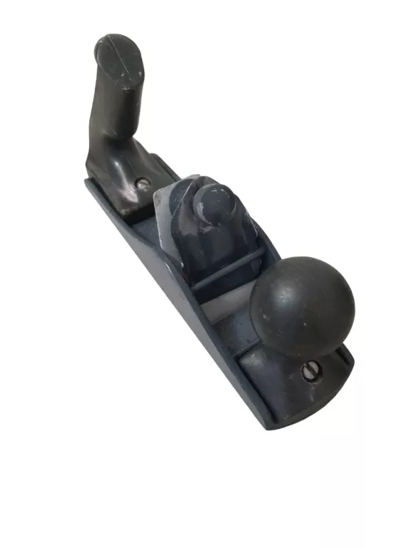 stary-strug-do-drewna-1-maja-7a-makow-mazowiecki