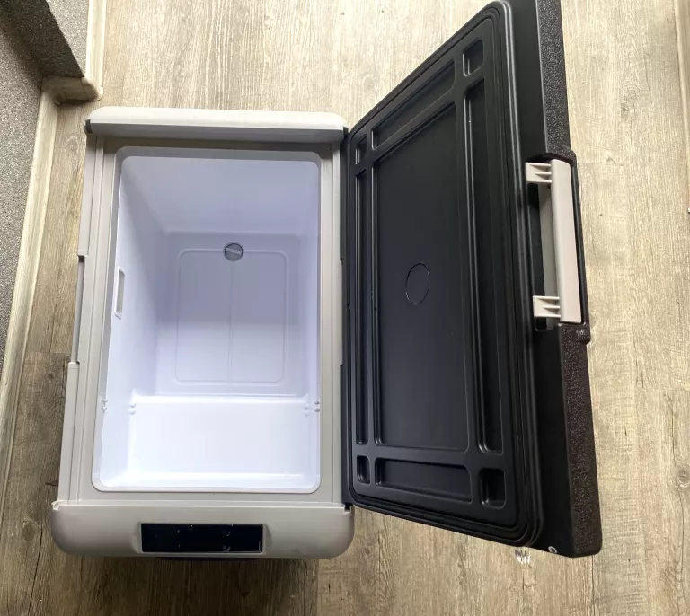 PRZENOŚNA LODÓWKA VIGO COOL V40 40 L