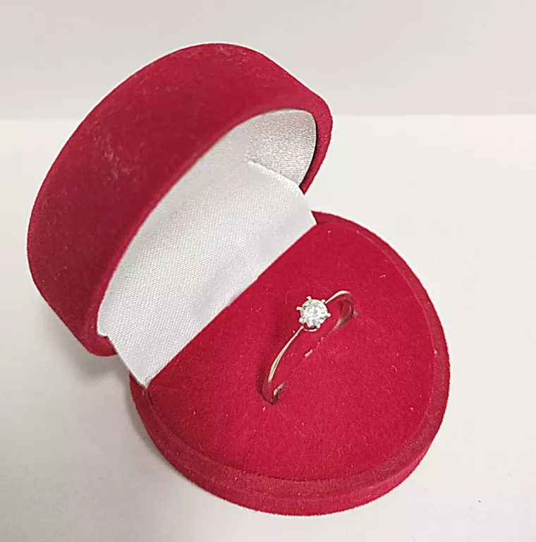 delikatny-zloty-pierscionek-149g-glogowska-6-wroclaw-gracja