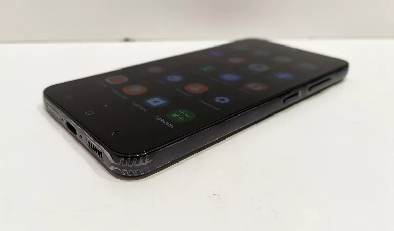 TELEFON SAMSUNG GALAXY S23 KOMPLET