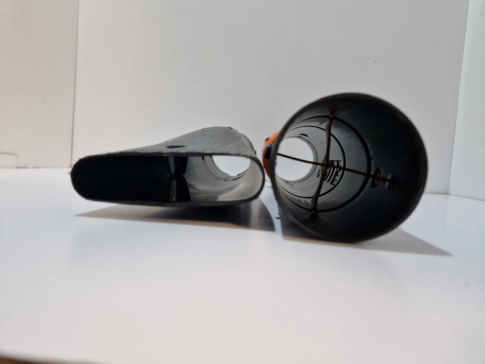 dmuchawa-elektryczna-stihl-she-81-zasilanie-sieciowe-predkosc-przeplywu-powietrza-1