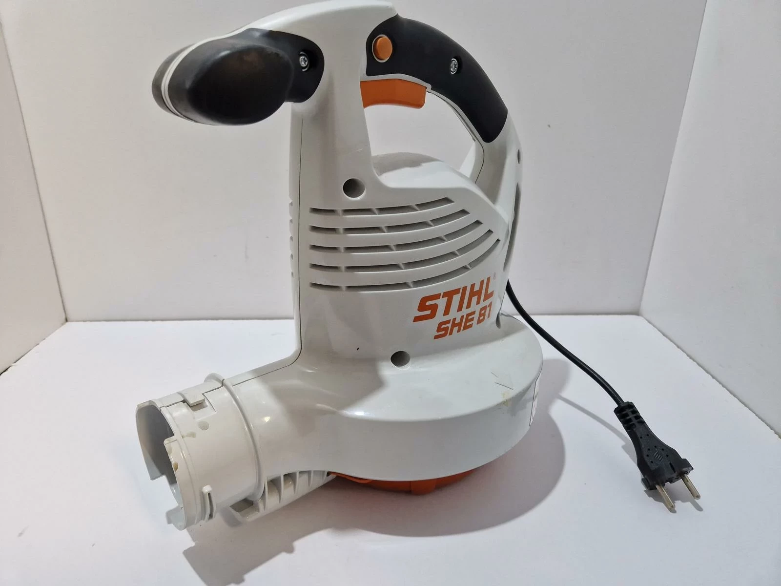 dmuchawa-elektryczna-stihl-she-81-zasilanie-sieciowe-kod-producenta-stihl-she-81