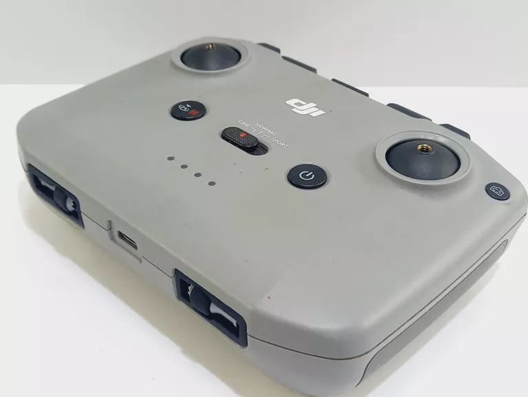 dron-dji-mini-3-pro-rc-n1-stan-11323-2