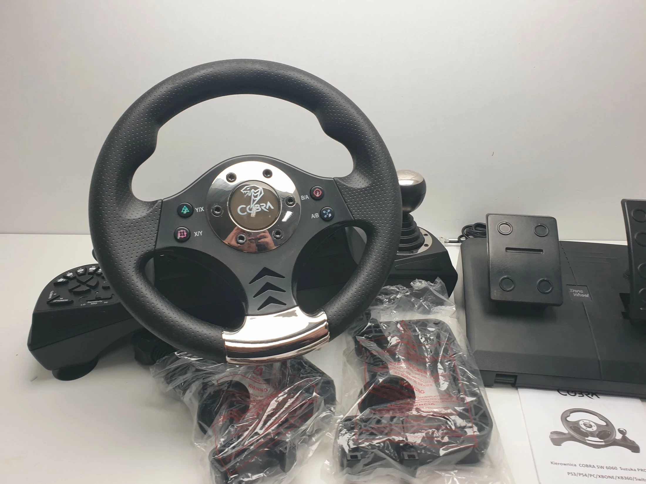 kierownica-cobra-suzuka-sw6060-pcps3ps4xbox-one-stan-uzywany