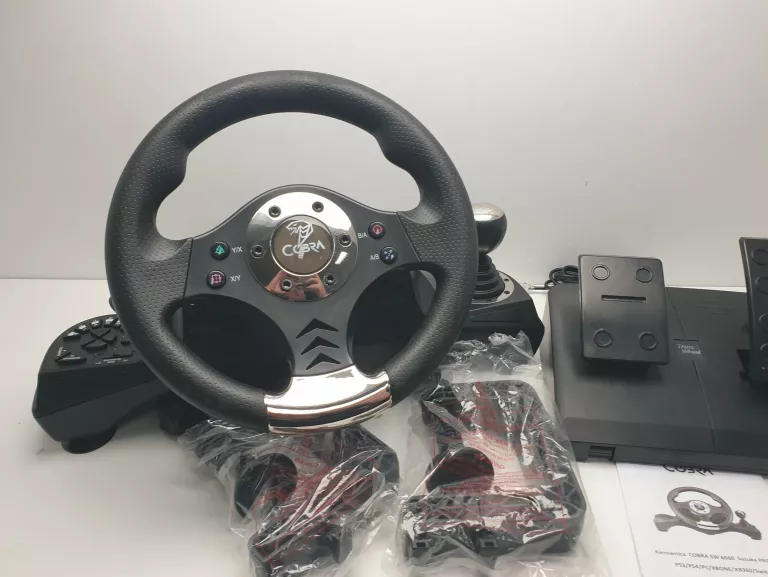 kierownica-cobra-suzuka-sw6060-pcps3ps4xbox-one-stan-uzywany