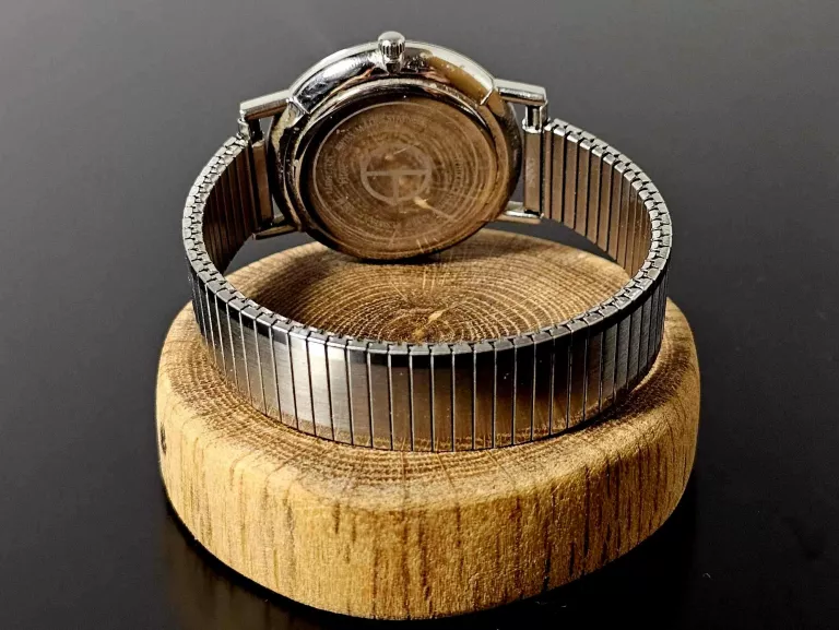 ZEGAREK CLAUDE BERNARD SWISS MADE STAINLESS STEEL