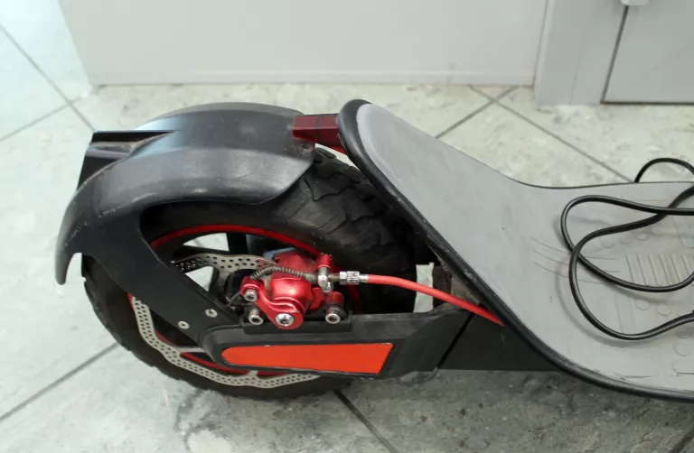 HULAJNOGA KUGOO G-MAX