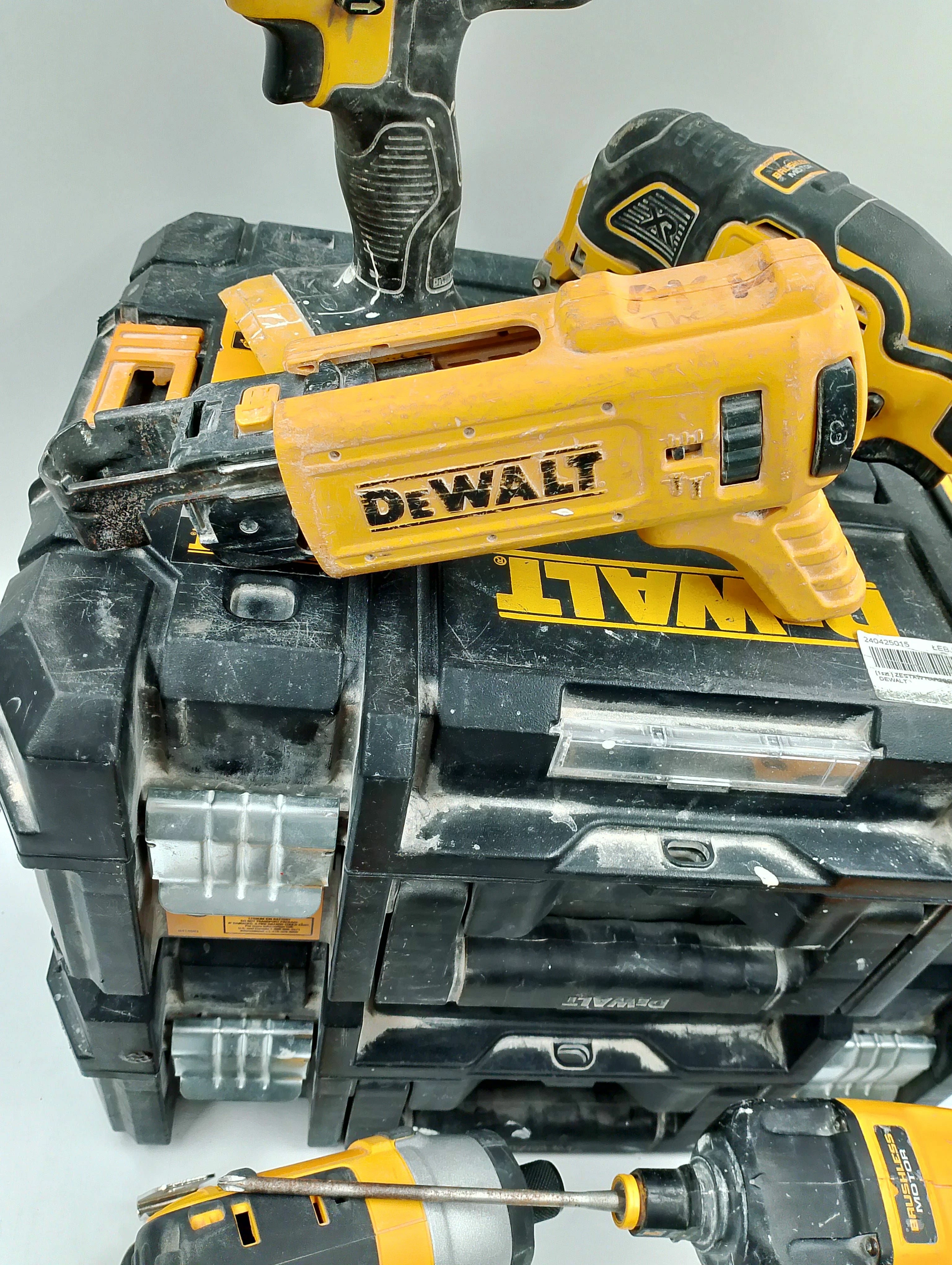 zestaw-narzedzi-dewalt-kod-producenta-dewalt