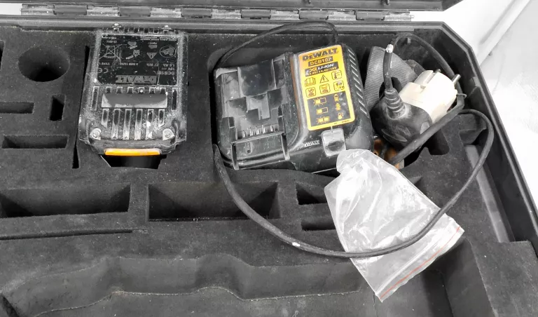 zestaw-narzedzi-dewalt-stan-uzywany