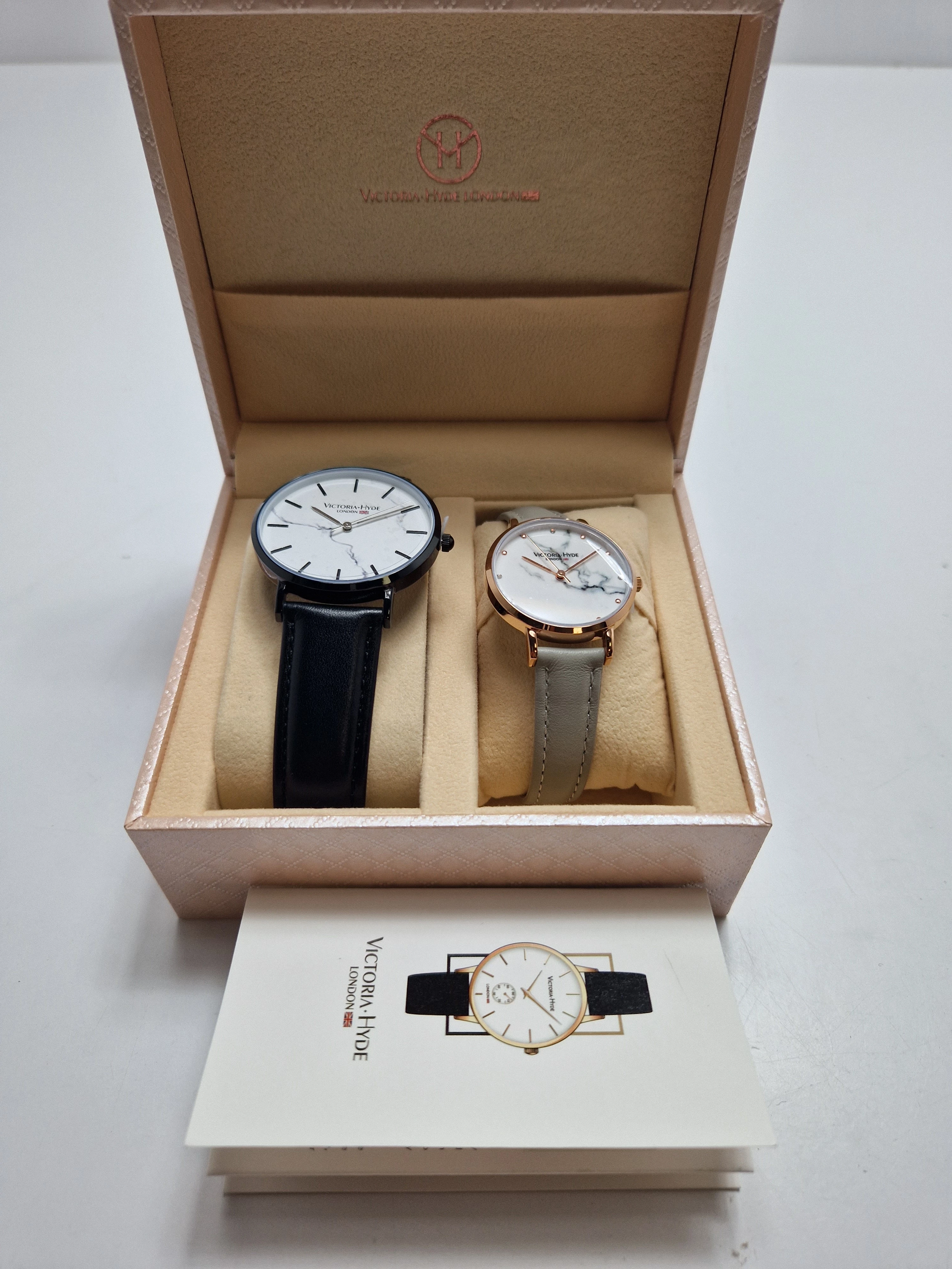 2-zegarki-victoria-hyde-london-vhset0049-50-stan-powystawowy