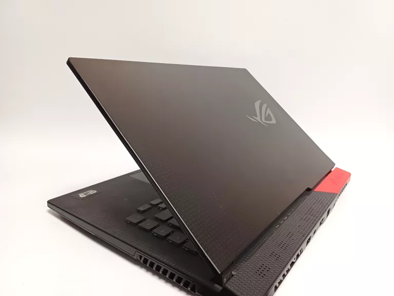 LAPTOP ASUS ROG STRIX G15 RYZEN 5600H/RTX 3050/16GB/512SSD 2021 R