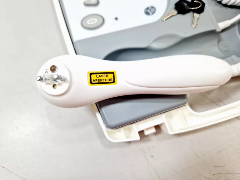 DEPILATOR LASEROWY RIO | COMPACT SALON LASER HAIR REMOVAL SYSTEM