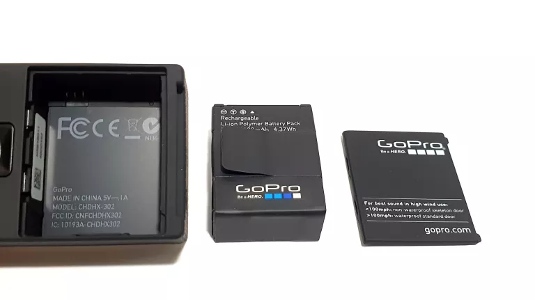 KAMERA SPORTOWA GOPRO HERO 3+ FULL HD +PILOT Z ŁADOWARKĄ +WODOODPORNE ETUI