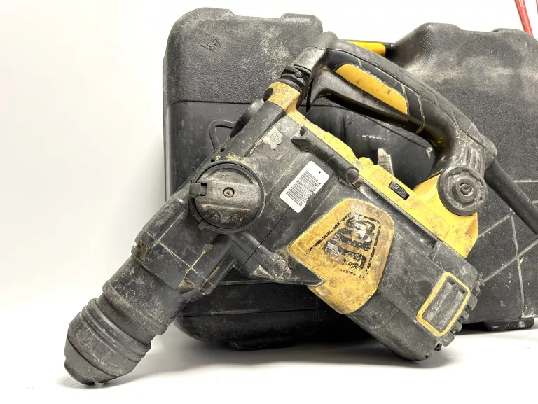 mlotowiertarka-jcb-900-sds-plus-maksymalna-moc-1200