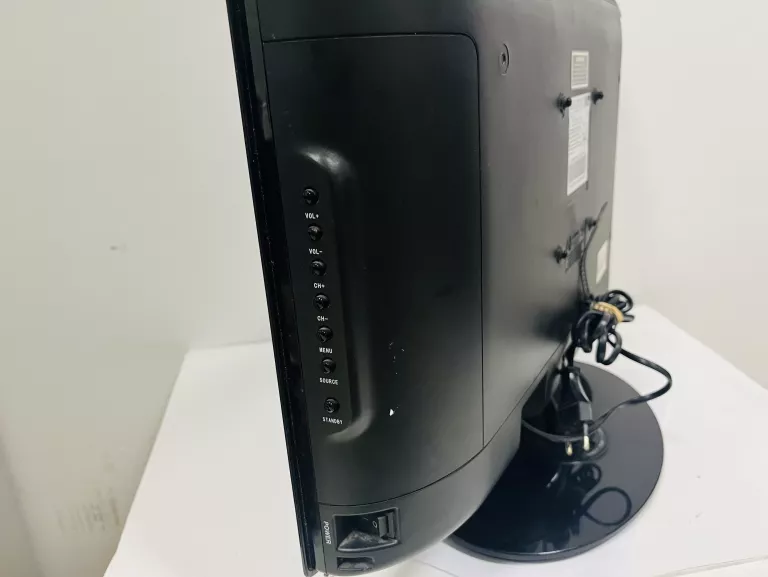 telewizor-tv-technika-22-lcd-22-241-hd-ean-gtin-4062754410470