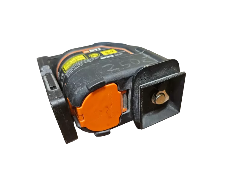 LASER KRZYŻOWY BTI KLL 150