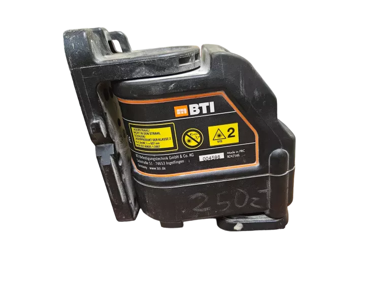 LASER KRZYŻOWY BTI KLL 150