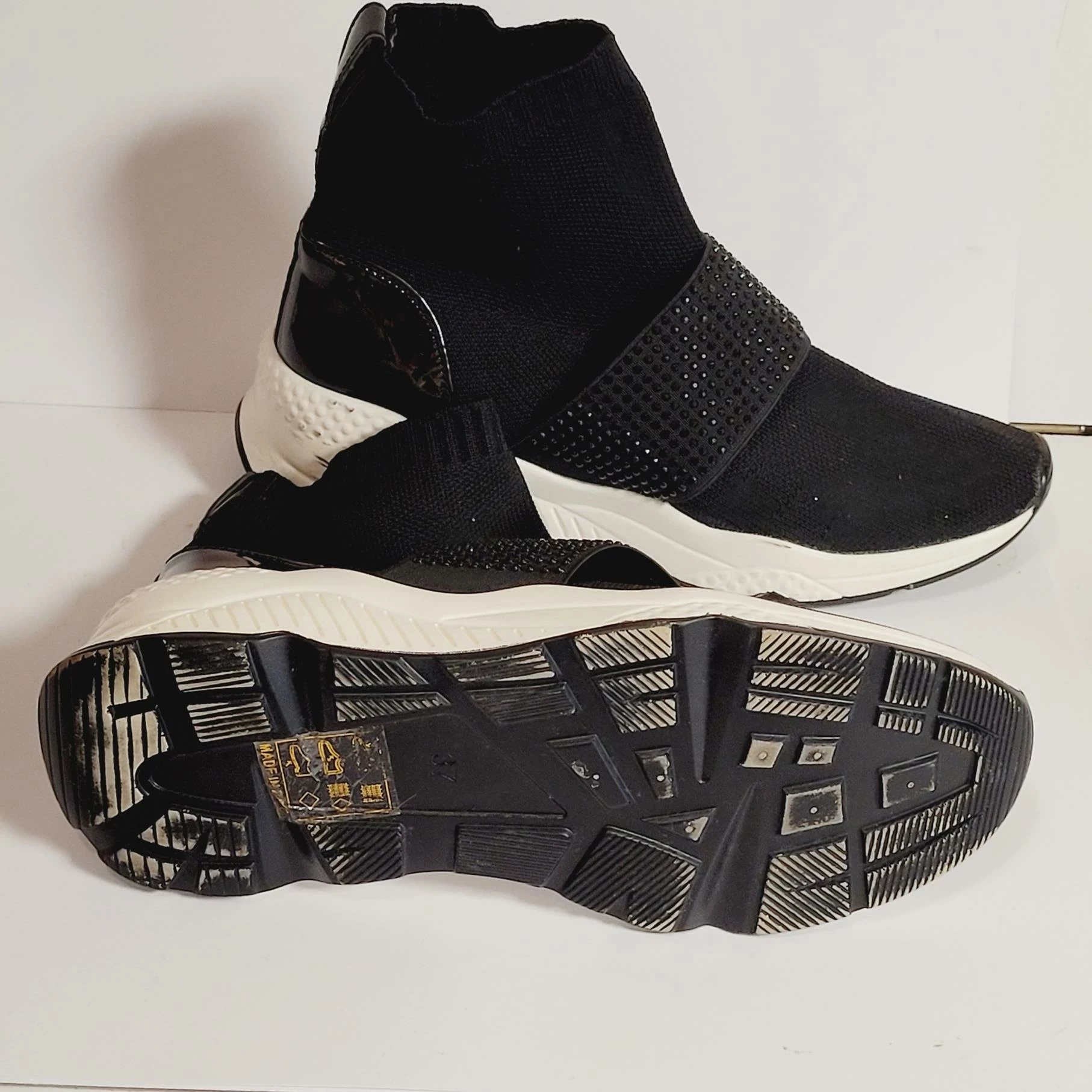 buty-deangela-wsuwane-botki-37-marka-bez-marki