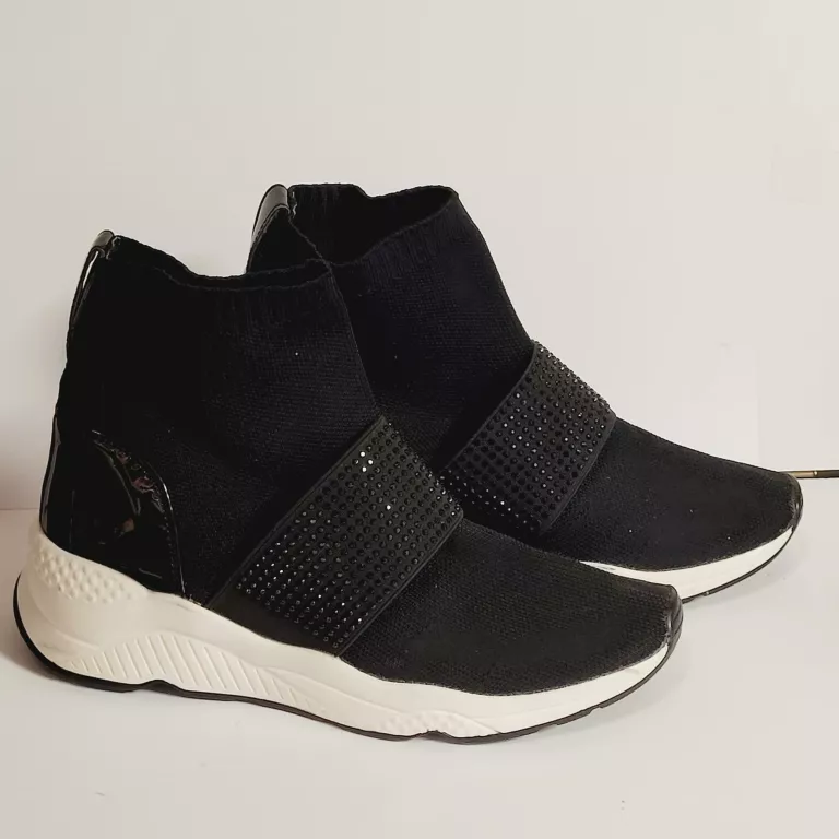 BUTY DEANGELA WSUWANE BOTKI 37