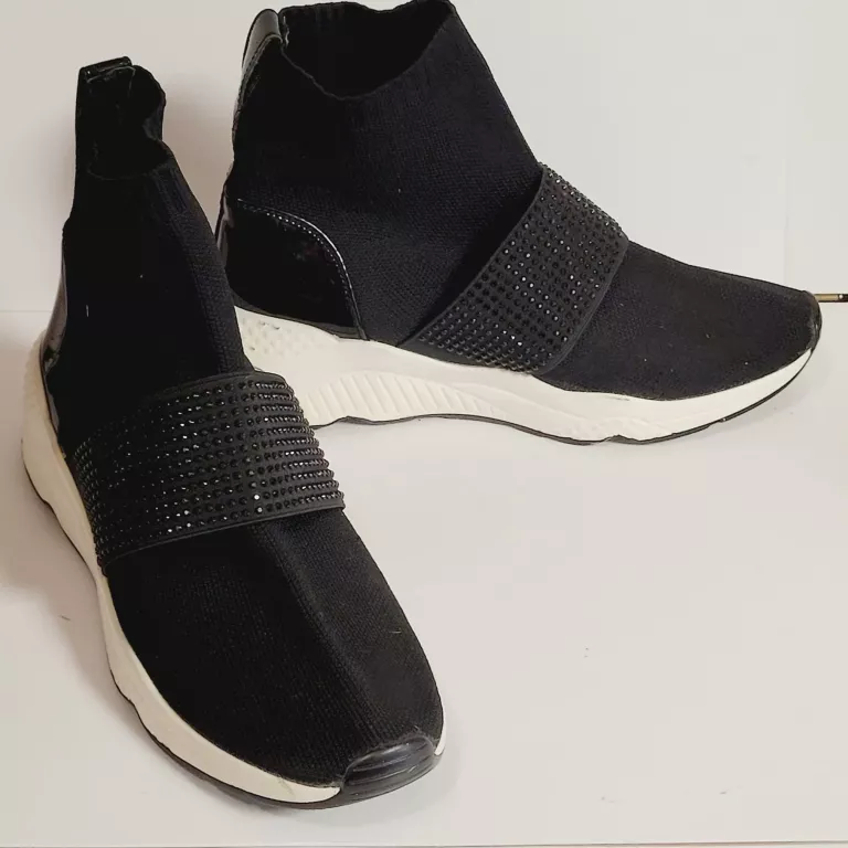 BUTY DEANGELA WSUWANE BOTKI 37