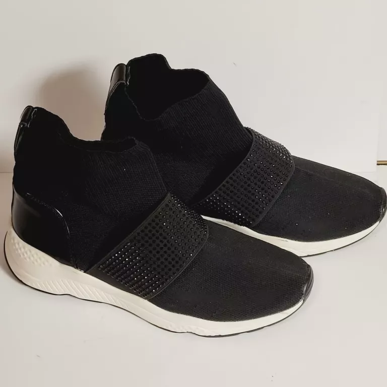 BUTY DEANGELA WSUWANE BOTKI 37