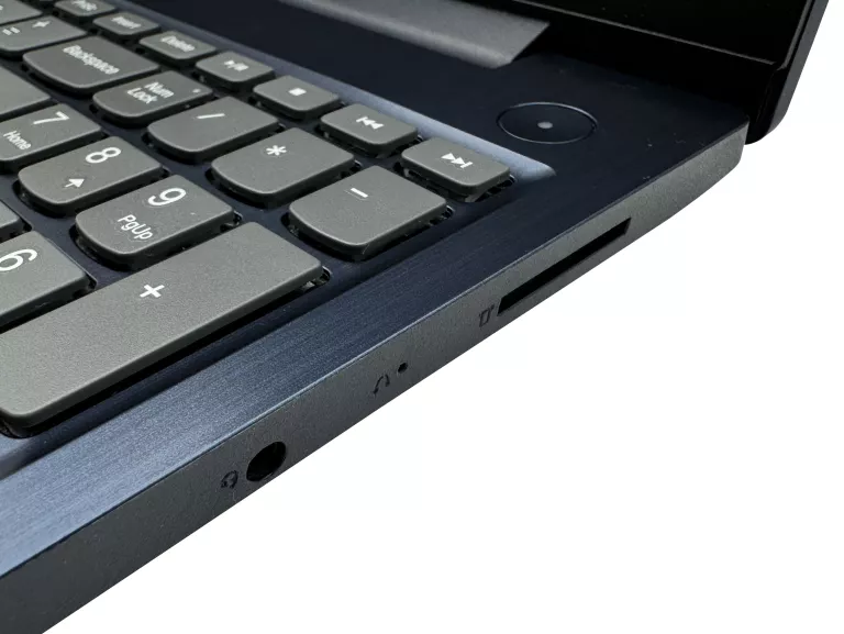 LAPTOP LENOVO IDEAPAD 3 15,6'' 15ADA05 R5-3500U 8GB RAM 256GB SSD W10