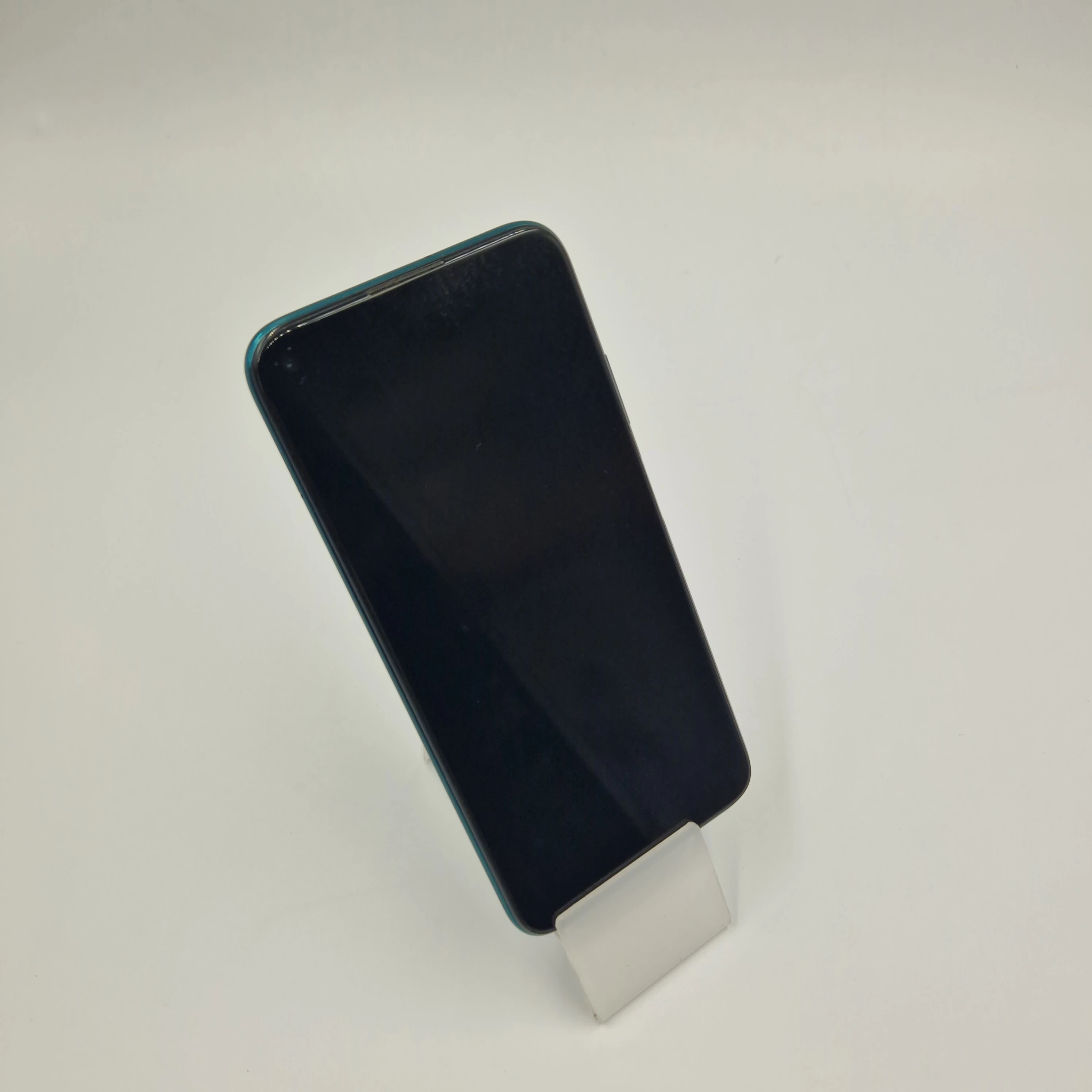 telefon-huawei-p40-lite-128gb-6gb-ram-ean-gtin-6901443398386