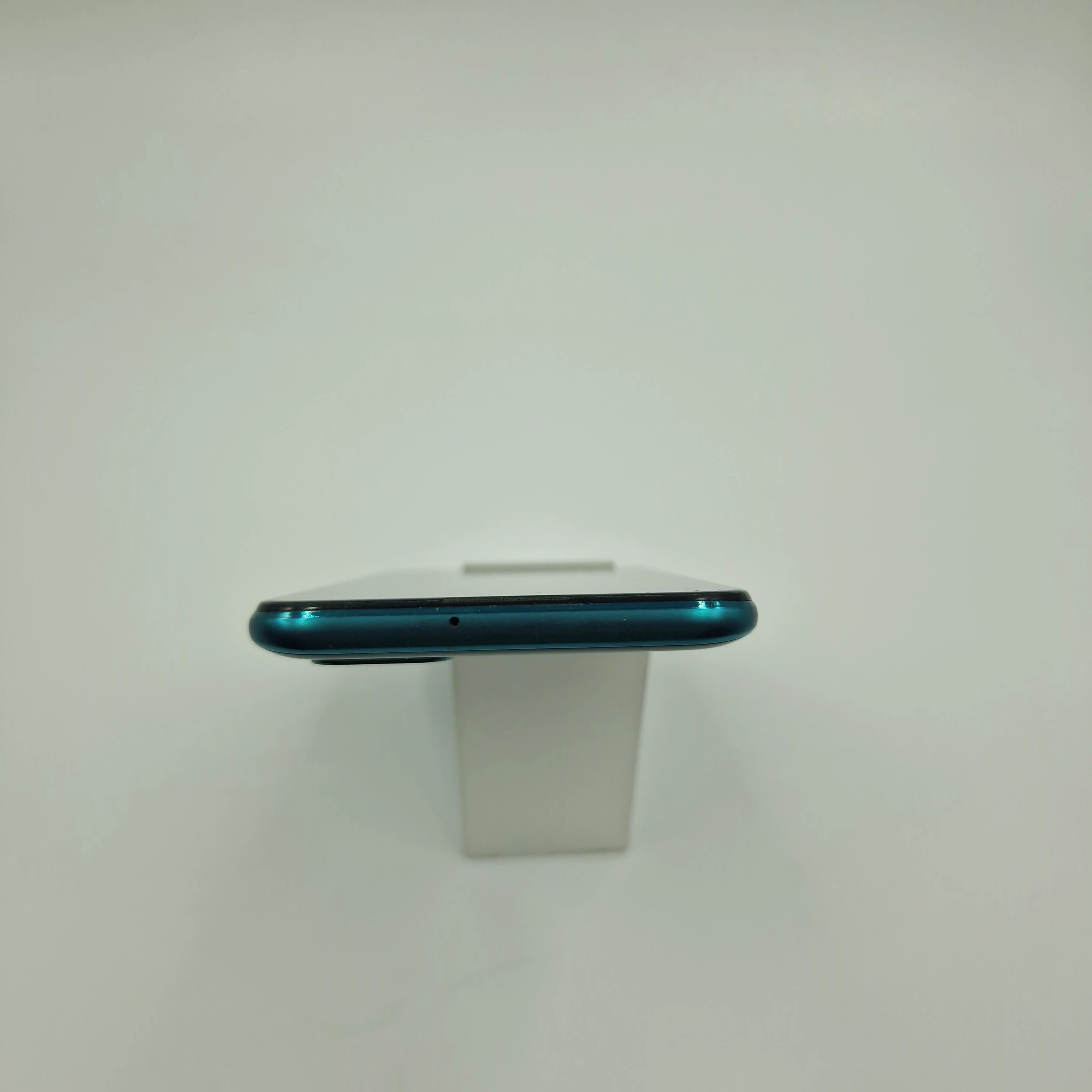 telefon-huawei-p40-lite-128gb-6gb-ram-kod-producenta-51095cjx