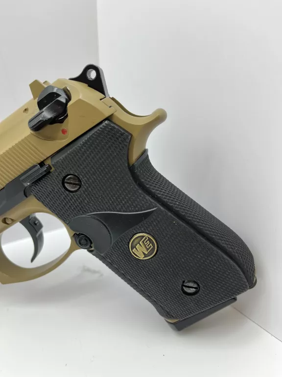 REPLIKA PISTOLET ASG M9 A1 FULL METAL GBB DESERT WE
