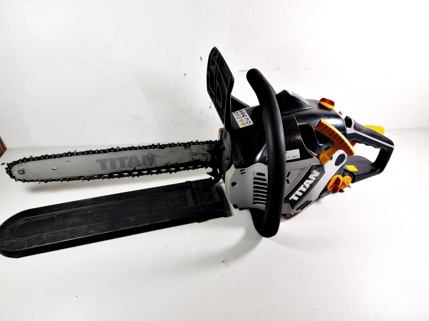 pila-lancuchowa-spalinowa-titan-ttl759chn-22-km-40-cm-ean-gtin-3663602627920
