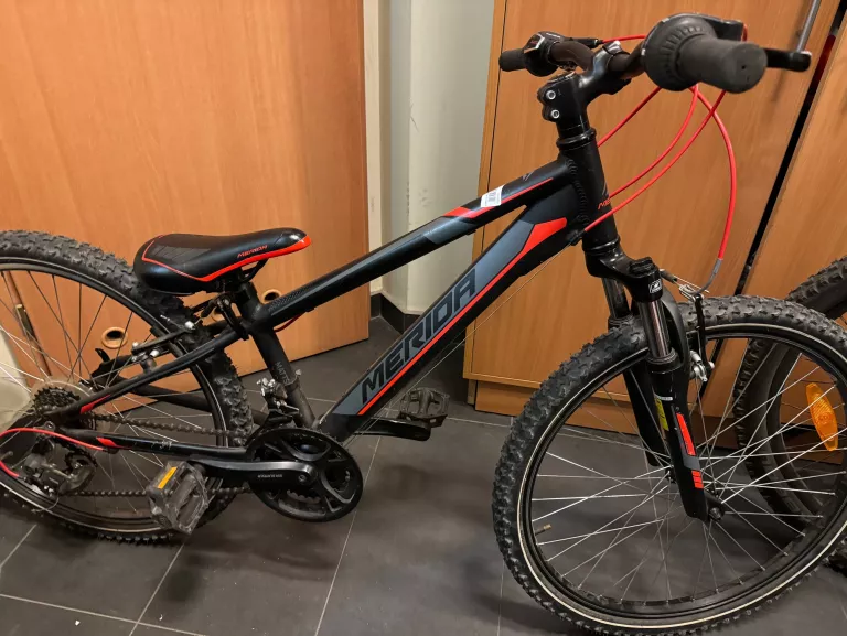 rower-dzieciecy-merida-material-ramy-aluminium