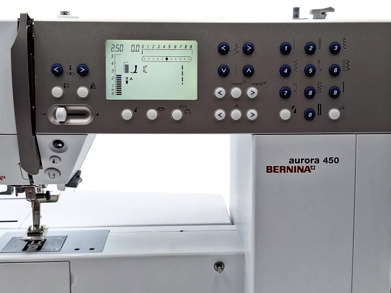 maszyna-haftujaca-bernina-aurora-450-zestaw-klucz-dongle-editorplus-stan-11323-2