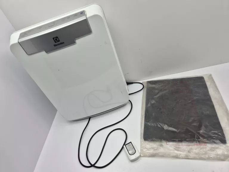 oczyszczacz-powietrza-electrolux-eap300-filtr-kasprowicza-8-lidzbark