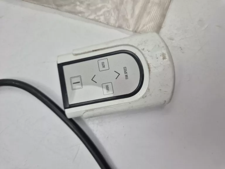 oczyszczacz-powietrza-electrolux-eap300-filtr-stan-11323-2