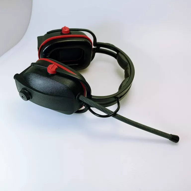 sluchawki-nauszniki-z-radiem-bilsom-797-wyszynskiego-24-tczew