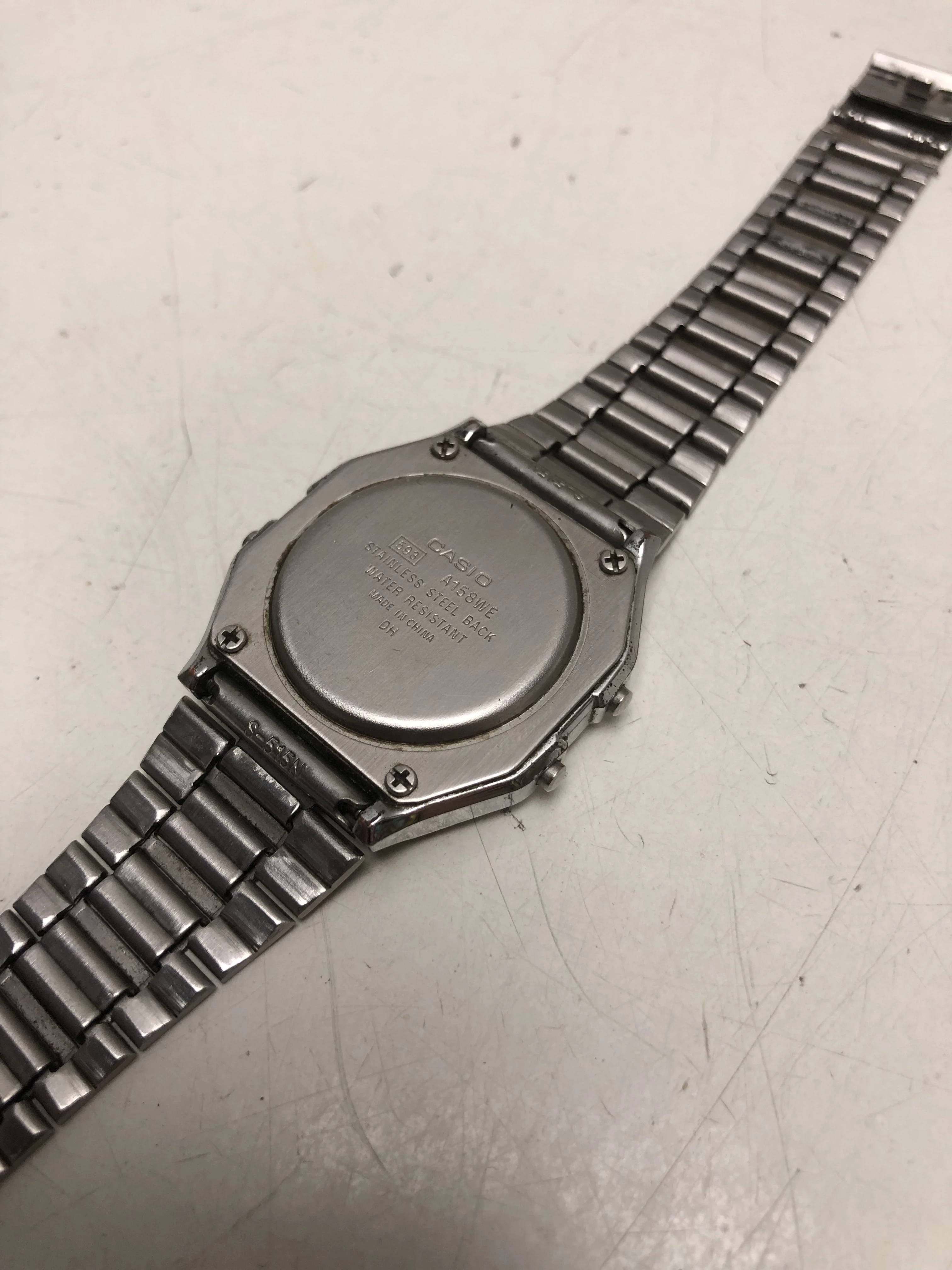 zegarek-casio-a158we-funkcje-budzik