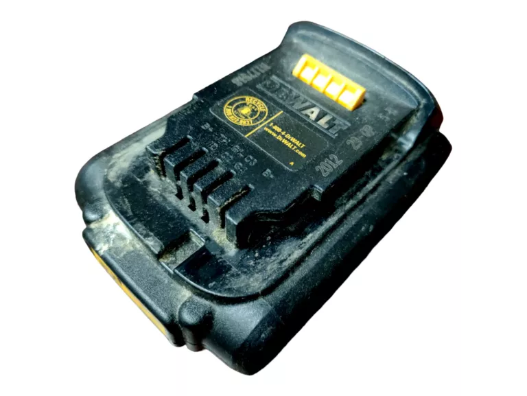 ZAKRĘTARKA UDAROWA DEWALT DCF886